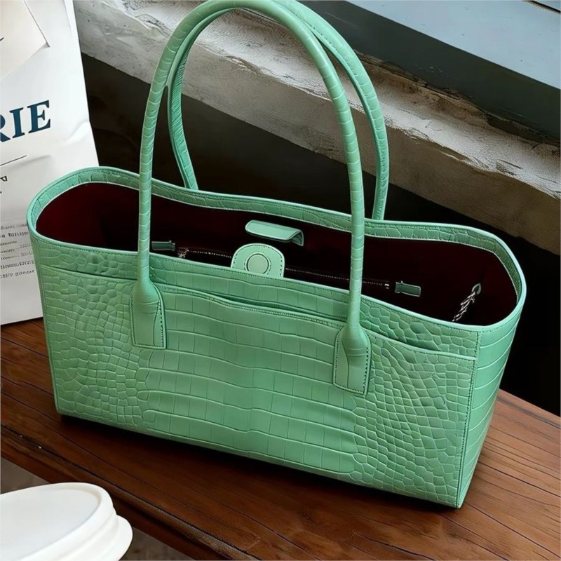 Interior Design High End - Tas Tote Hijau Vintage Wanita Kulit
