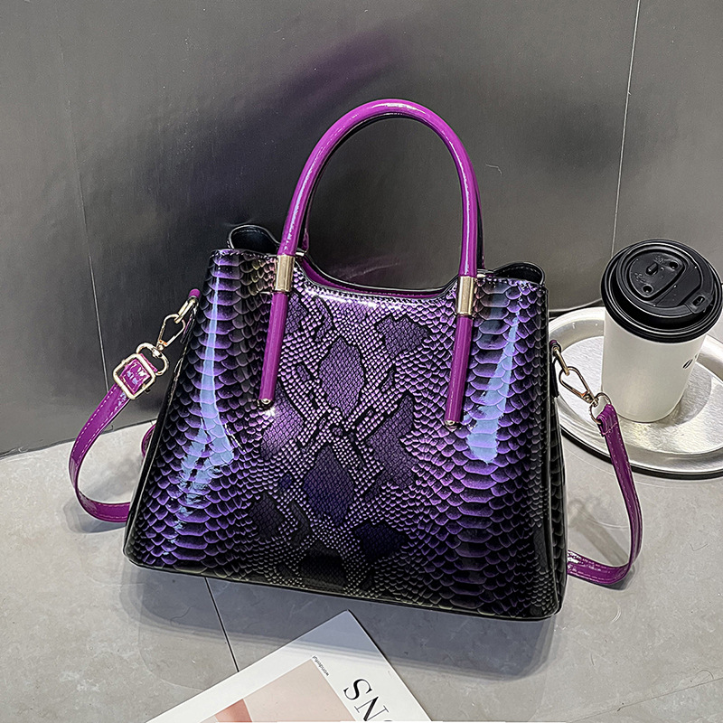 Tas Wanita Kulit Ular Desainer - Interior Design High End ulasan dan harga