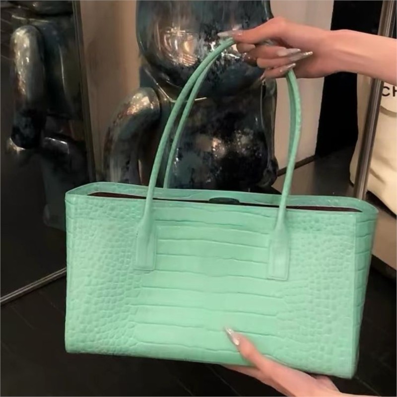 Tas Tote Hijau Vintage Wanita  - Interior Design High End ulasan dan harga